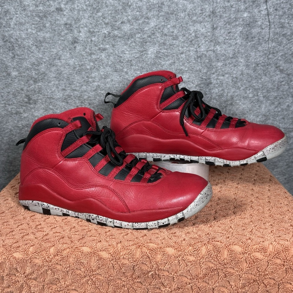 Nike Jordan 10 Retro Bulls Over Broadway Mens 10 Red Black Leather - Picture 2 of 13